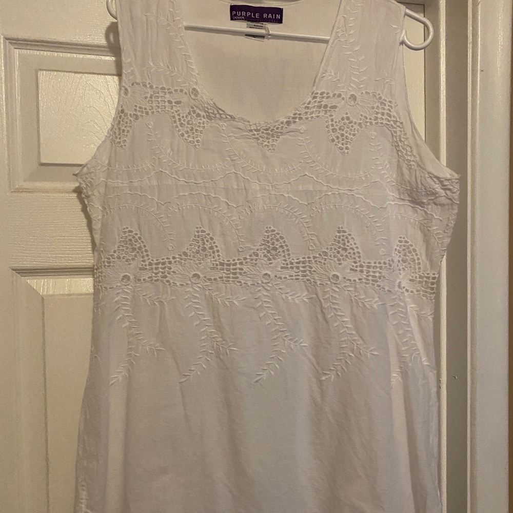 Lace top, flowy summer, Purple Rain, very good condition